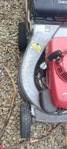 Honda HR 2160 self-drive lawnmower