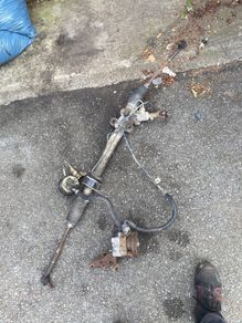 TOYOTA HIACE - Steering Rack & Pump