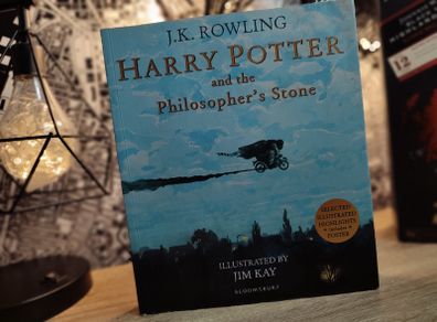 Harry Potter and the Philosophers Stone ! by J.K. Rowling ! 2018 ! by Bloomsbury !
