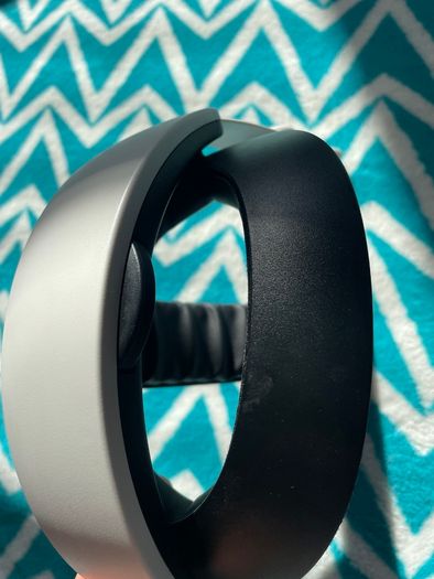 Oculus quest 2 VR with kiwi elite strap