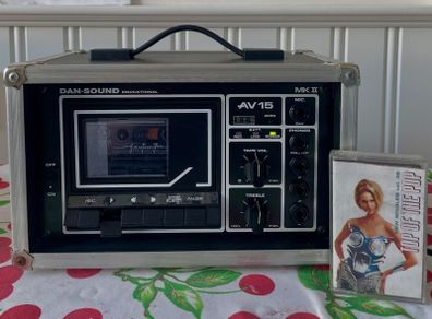Dan-Sound AV15 MKII Cassette Recorder Portable Multi-Headphones Lo-Fi Music