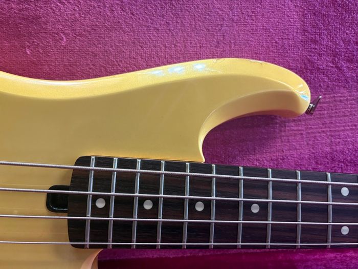 Ibanez RB888 Roadstar II "Bean" Bass Pearl White 1984