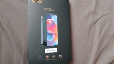 15 pro max screen