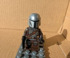 100% Lego LEGO Star Wars Mandalorian with Blaster, Jet Pack, Helmet, & Silver Beskar Armor