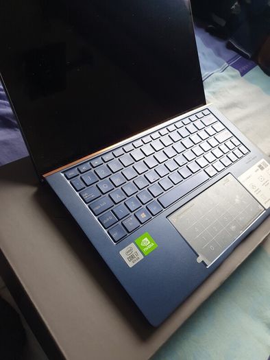 Asus Zenbook 13" laptop, not working