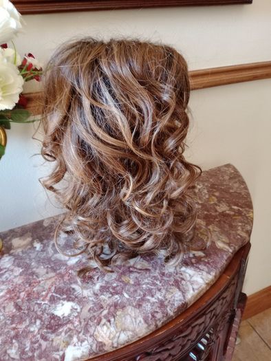 Ellen wille synthetic hair wig (with mesh)