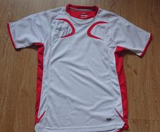 Sportwear Umbro Top   Size S