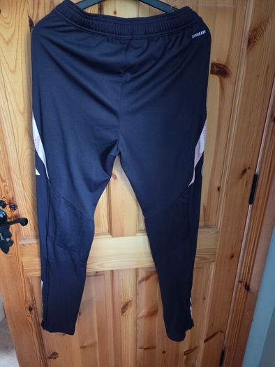 Arsenal tracksuit bottoms 13-14 yrs