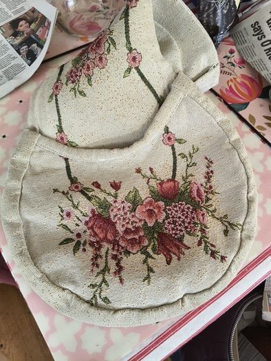 Vintage Wall pouch