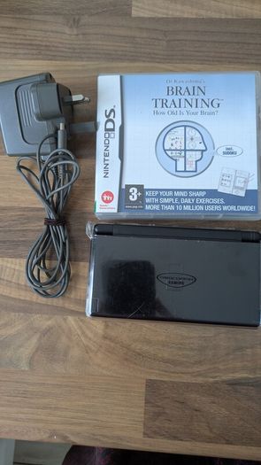 Nintendo DS Lite