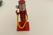 Dinky Toys Shell petrol pump