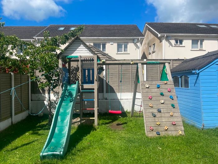 Wooden jungle gym