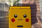 Pokemon Gameboy advance + 6 Pokemon Games