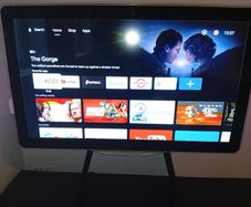 phillips 32" Ambilight (not a smart TV)