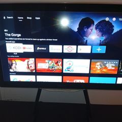 phillips 32" Ambilight (not a smart TV)