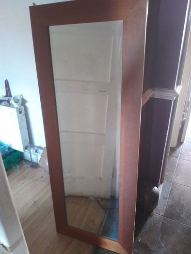 bevelled mirror