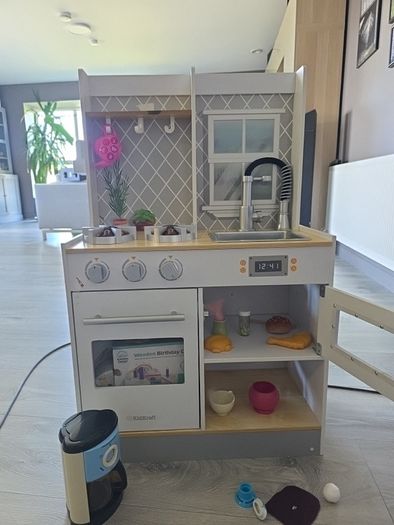 play kitchen wooden kitchen