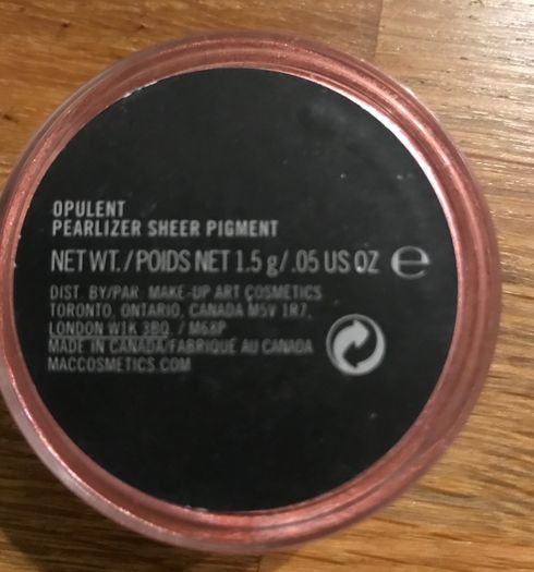 Mac Opulent Pearlizer Sheer Pigment