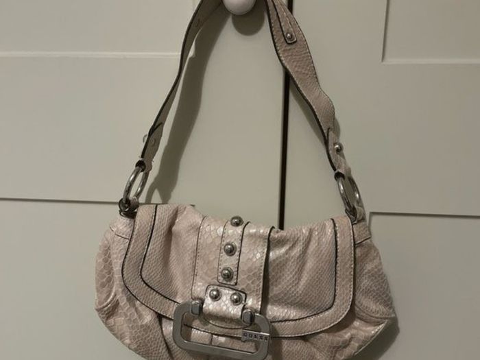 guess bag