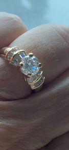 Unique Diamond Ring