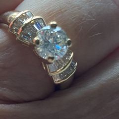 Unique Diamond Ring