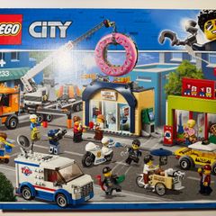 Lego City Donut Shop Opening 60223