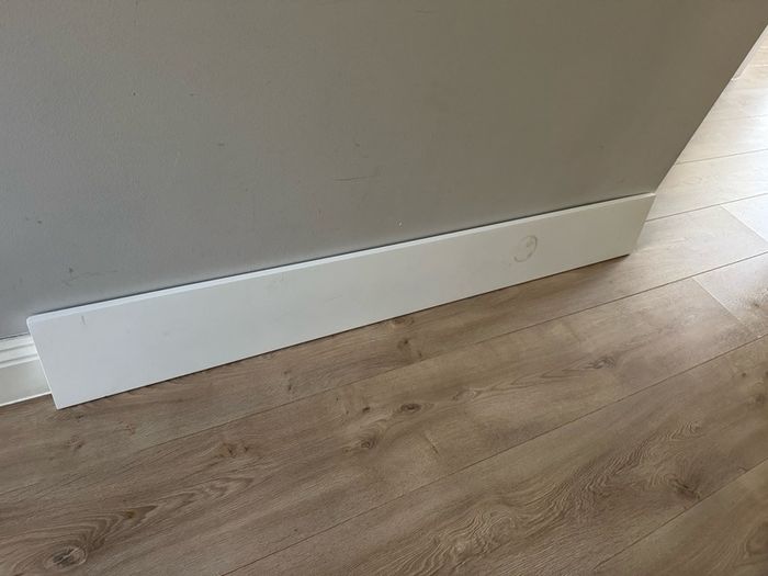Radiator Cover (Dismantled)