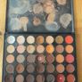 morphe eyeshadow  palette Image 2