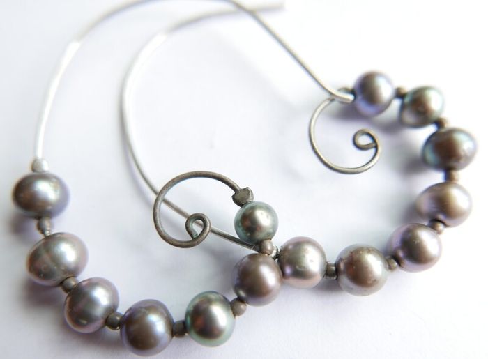 Vintage 925 Sterling Silver and dark pearl swirl earrings