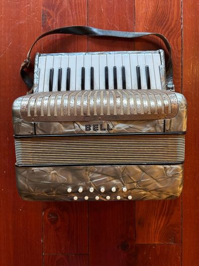 Vintage Bell 25 Key, 12 Bass Piano Accordion With Grey Pearloid Finish