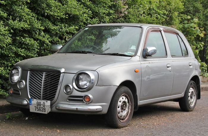 Nissan march / micra k11 bolero