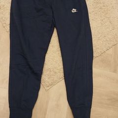 Bnwt nike size m were 42euro