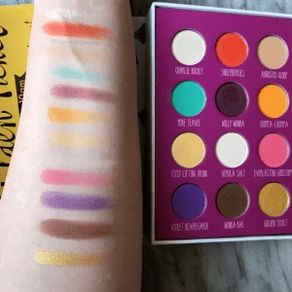 Stunning Charlie and the Chocolate Factory Storybook Eyeshadow Palette