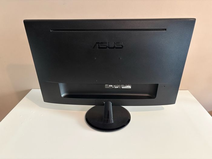 Asus 27 inch monitor - excellent condition