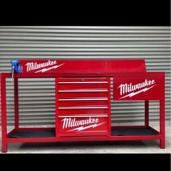 Steel work benches