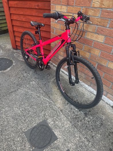 Girls bike