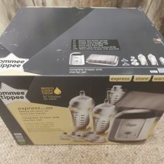 Tommee Tippee Express and Go starter kit
