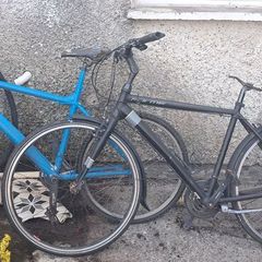 2 bicycles, need a bit of fixing up.