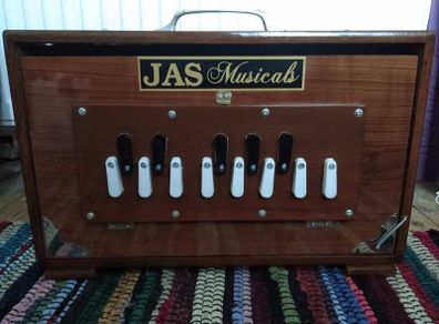 Jas Shruti Box