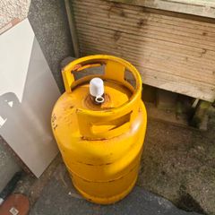 gas cylinder