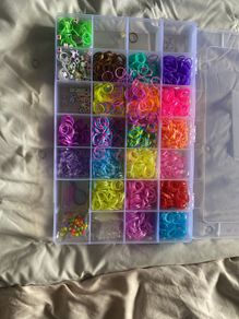 Loom band set
