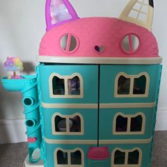 Gabby's Dollhouse