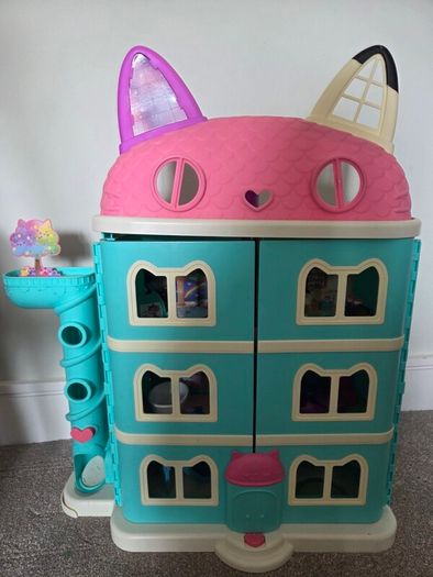 Gabby's Dollhouse