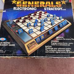 Vintage 1970s board game the generals.