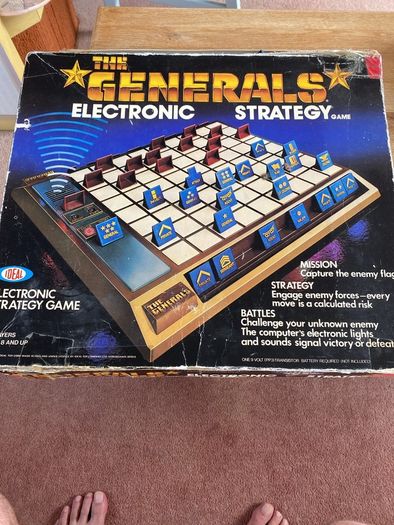 Vintage 1970s board game the generals.