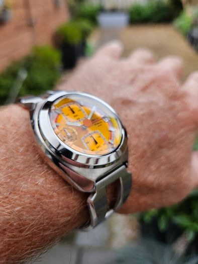 Watch Seiko Aka Alba Chronograph.