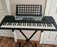 Yamaha Keyboard PSR 175