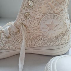Cream lace Converse Hi - Tops