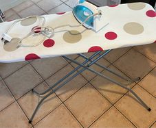 Ironing board + Iron