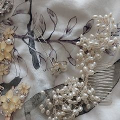 Beauriful set of bridal bridesmaid hair accessories for sale